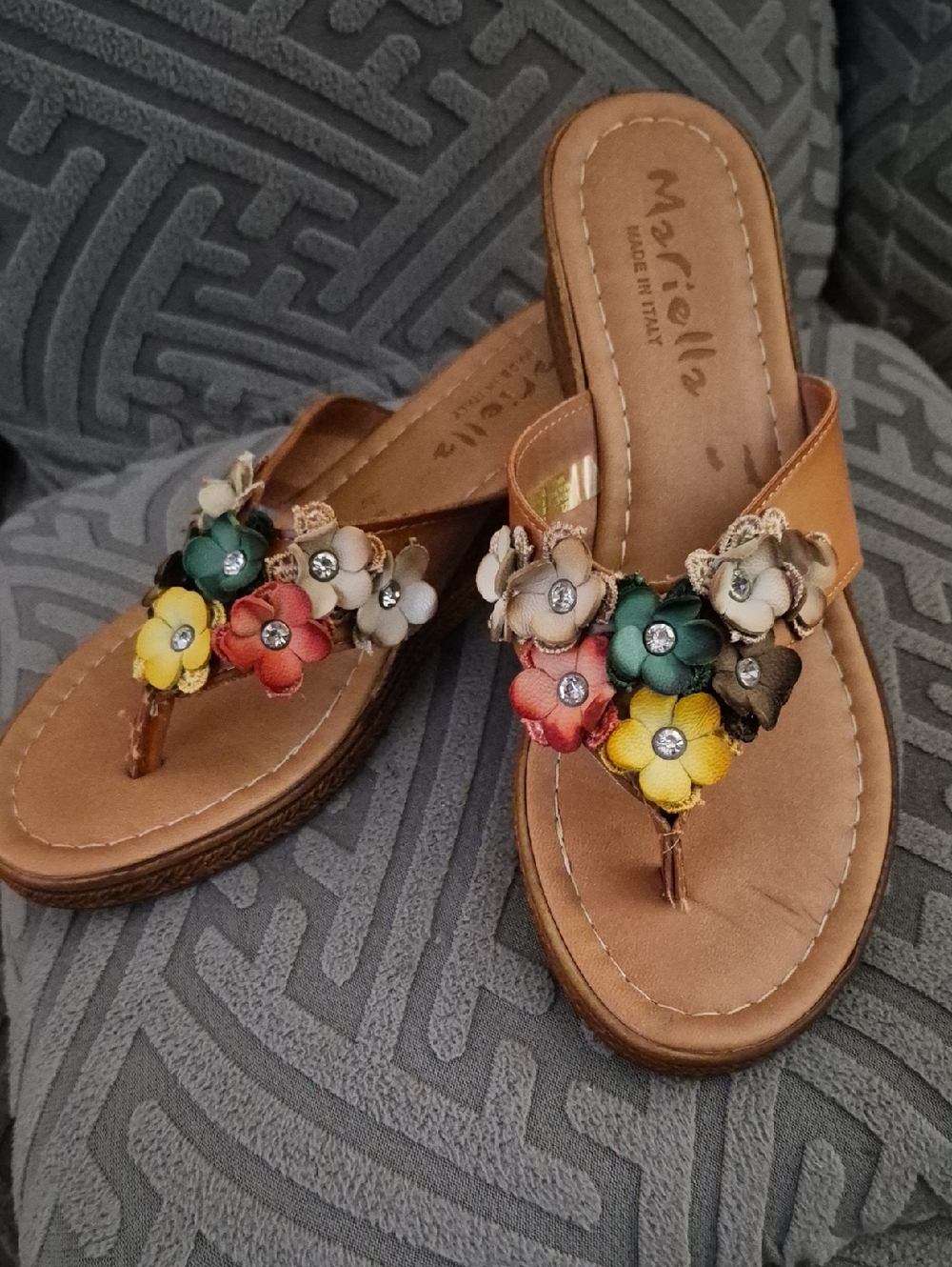 Mariella Tan Floral Toe-Post Sandals with Multicolor Flower Accents